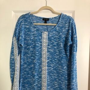 Jessica Simpson lightweight sweater
